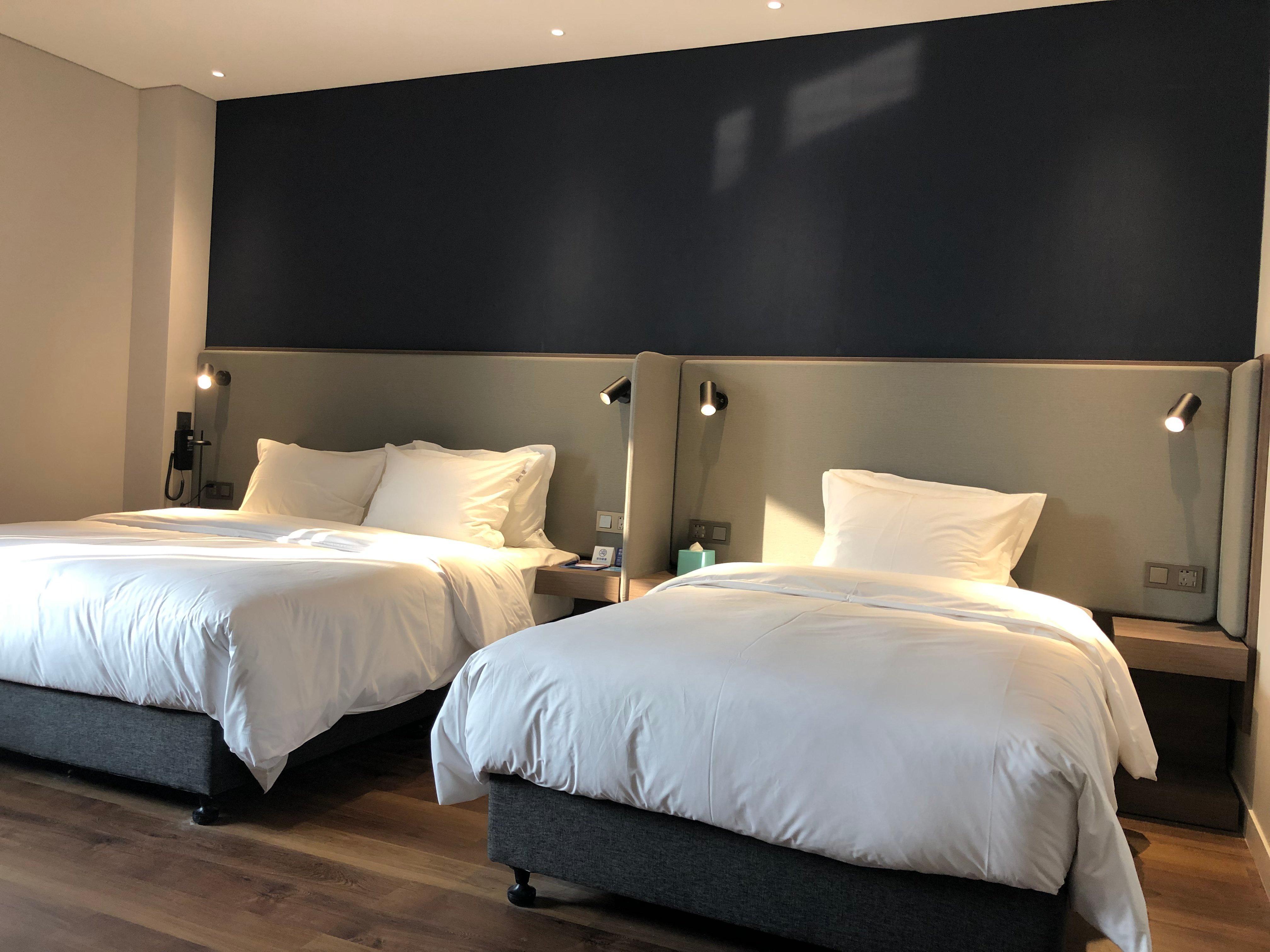 Express Center By Ihg Hotel Guilin