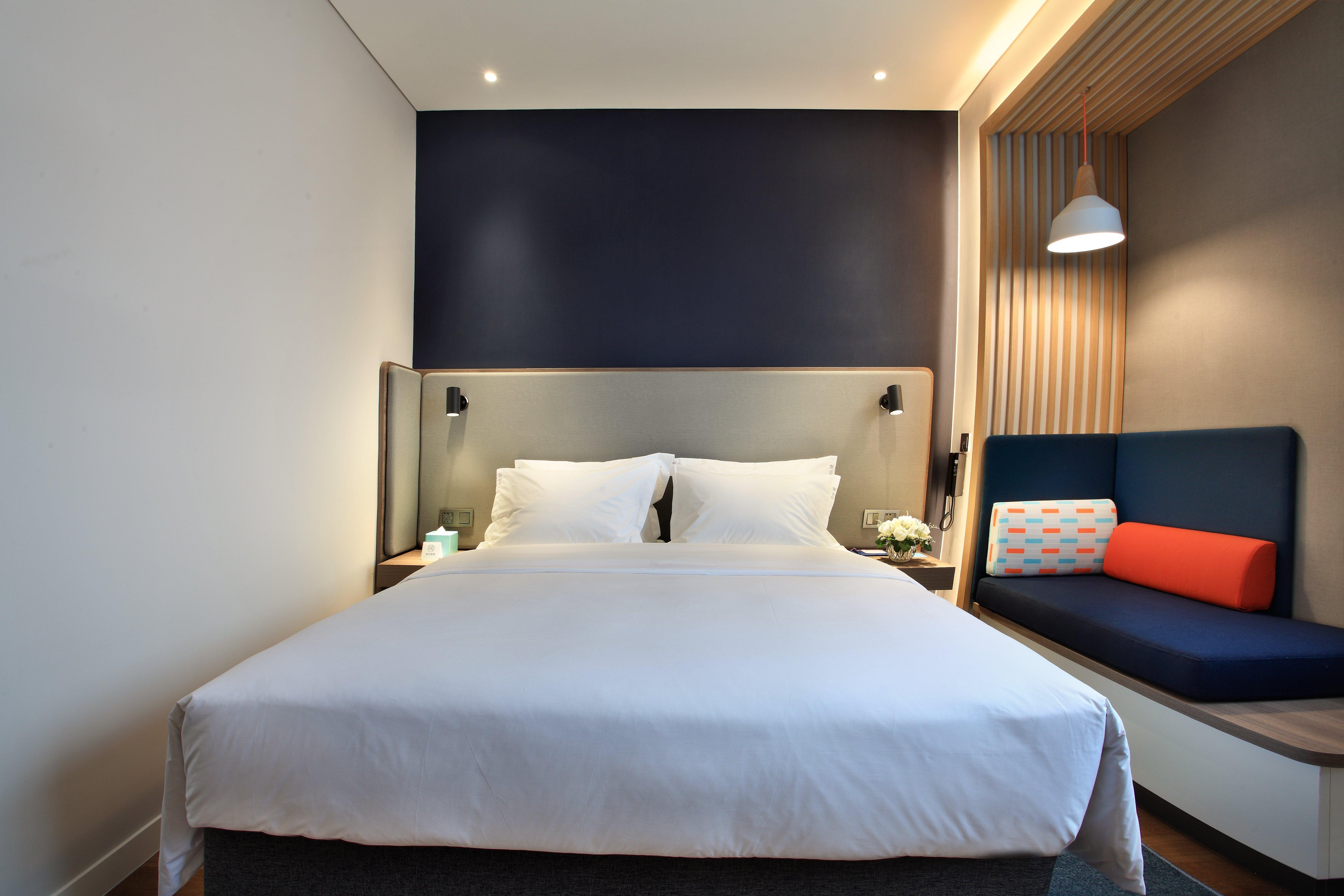 Hotel Express Center By Ihg